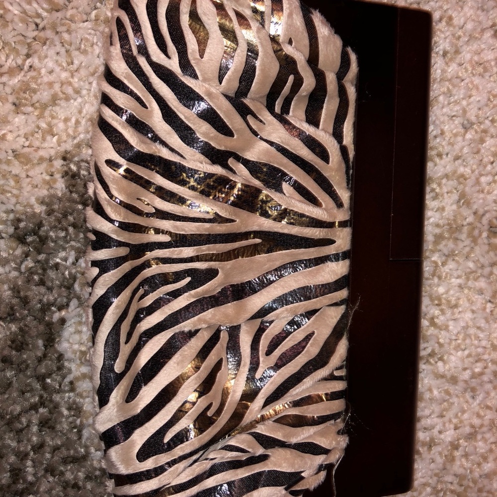Zebra velvet Wood Handle Clutch Purse